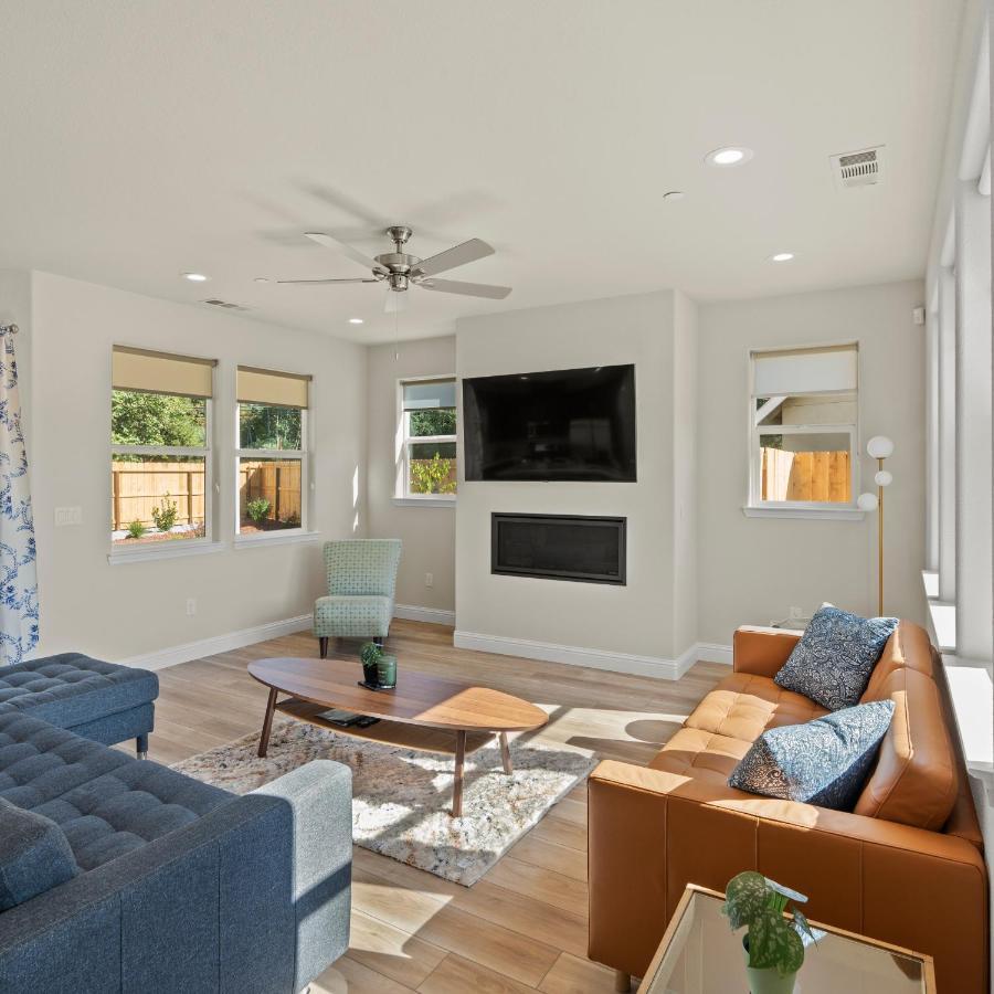 Newly Built Murphys Modern Retreat מראה חיצוני תמונה